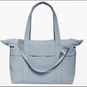 Lulu lemon On My Level Duffel 30L